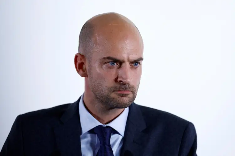 "Putinin rəhbərlik etdiyi Rusiya sülhün yolunda əsas maneədir"