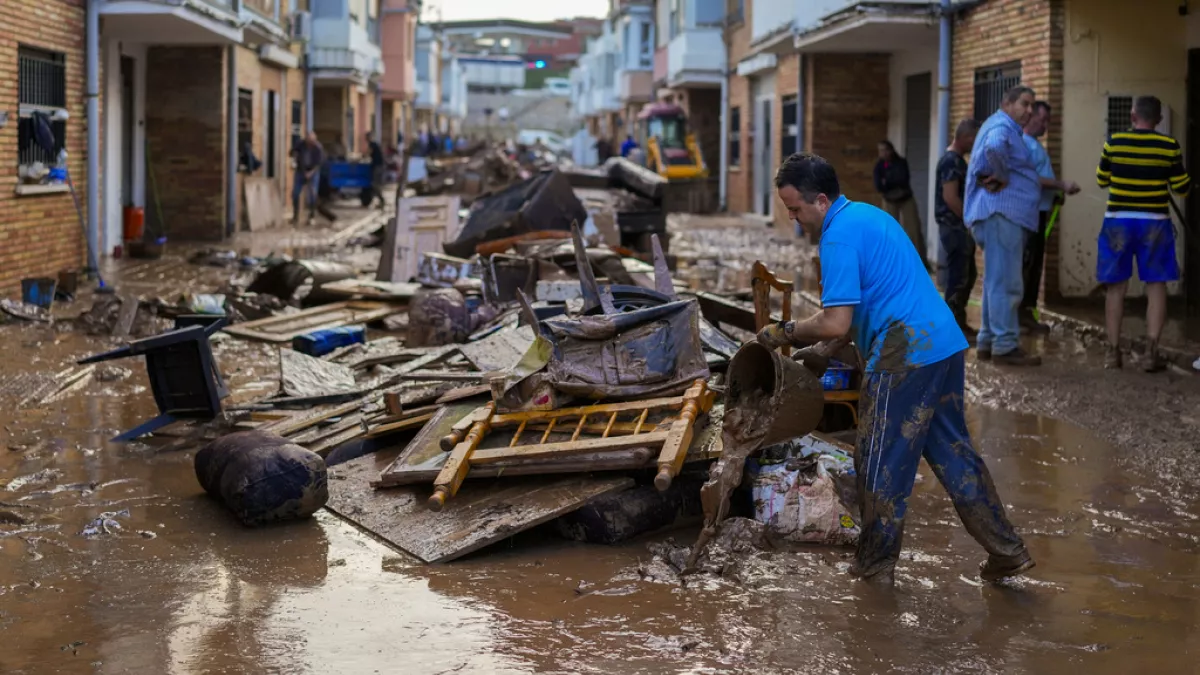 Valensiyadakı daşqınlarda 250 nəfərin itkin düşüb