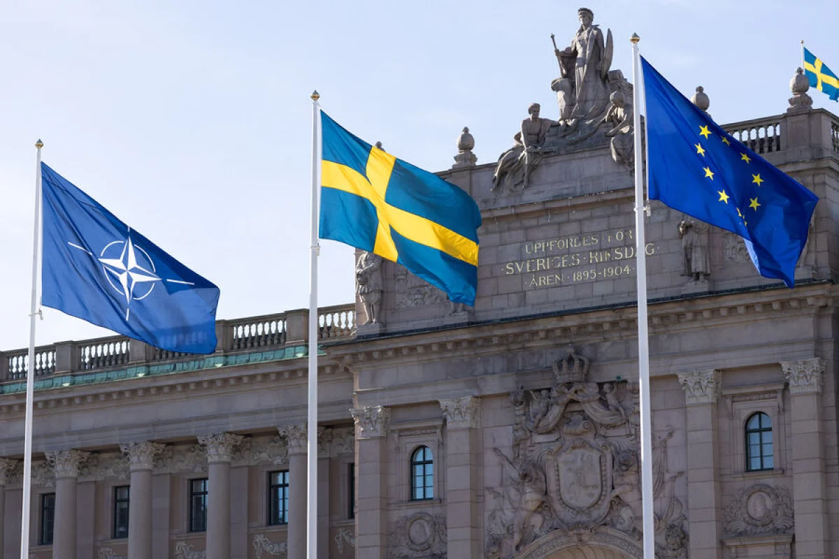 Sweden discusses hosting UK and French nuclear weapons