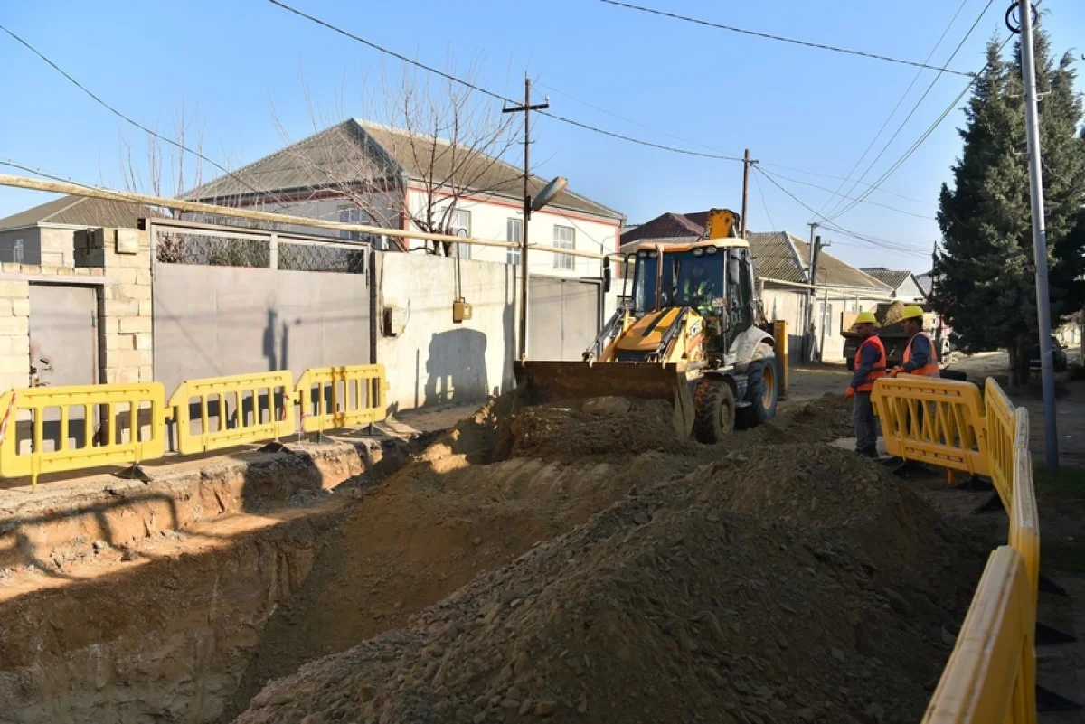 Bakıda su-kanalizasiya xətlərinin yeri dəyişdirilir