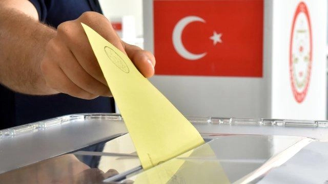 Türkiyədəki seçkilərə neçə partiya qatılacaq?