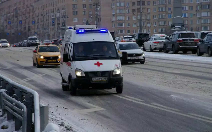 Rusiyada qəlyanxanada partlayış baş verib, xəsarət alanlar var