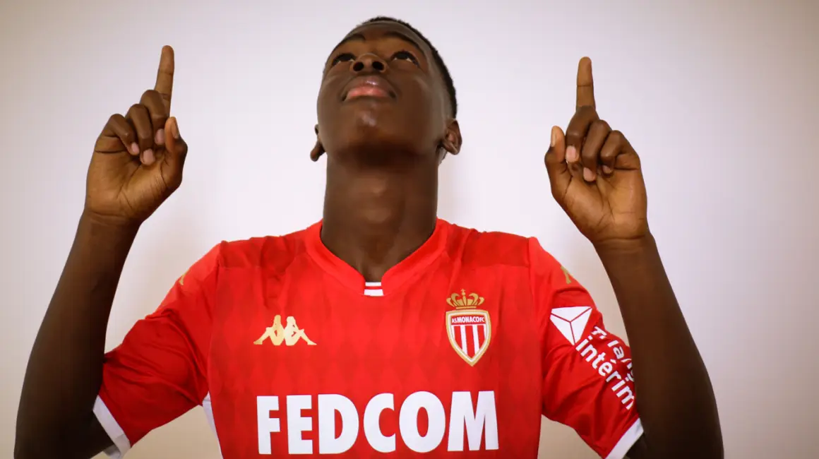 "Monako"nun müdafiəçisi karyerasını Premyer Liqada davam etdirə bilər