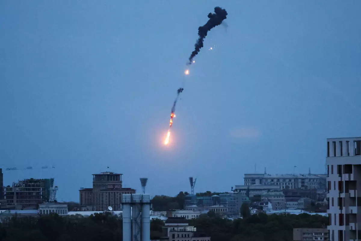 Rusiya Kiyevdə yaşayış binasını raketlə vurub-YENİLƏNİB