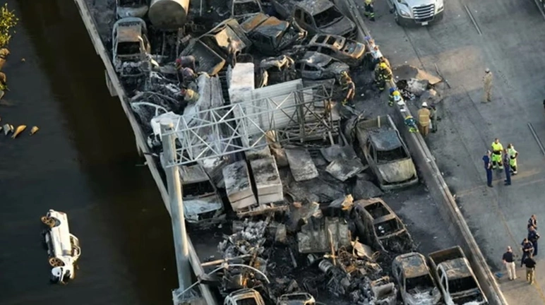 ABŞ-də dəhşətli yol qəzası baş verib