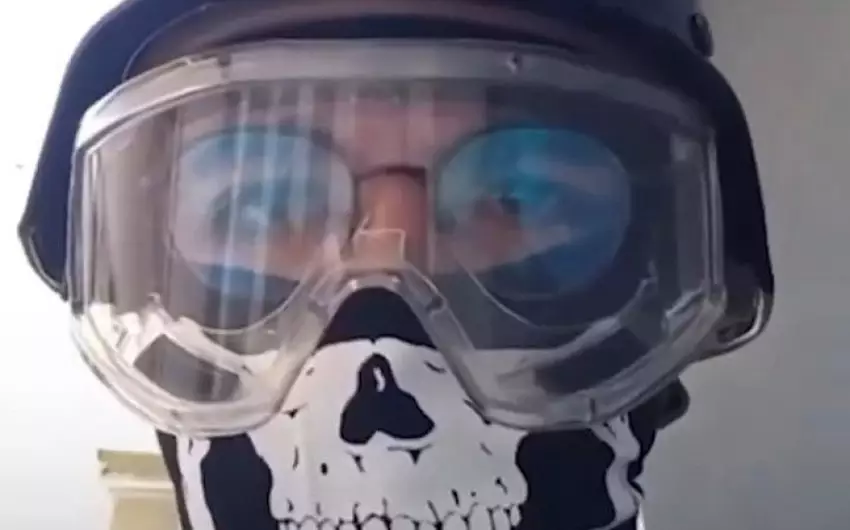 Türkiyədə gənc “PUBG” oynayandan sonra insanlara balta və bıçaqla hücum edib