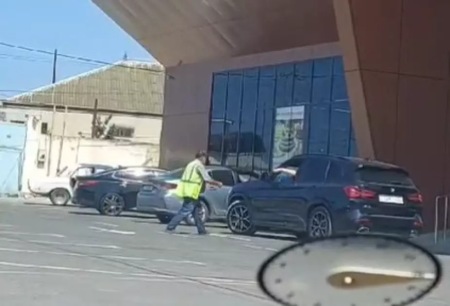 159 qanunsuz "parkovşik" saxlanılıb