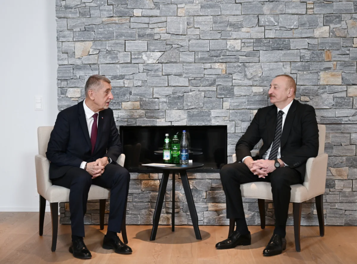 President Ilham Aliyev Meets Czech PM Andrej Babiš in Davos
