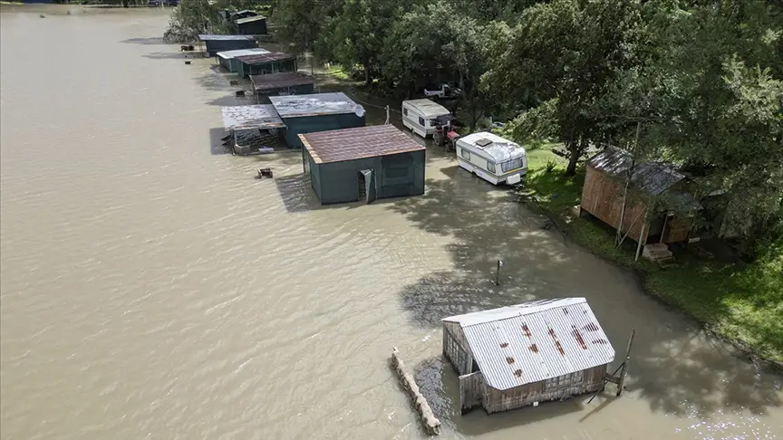 Cənubi Afrikada daşqınlarda ölənlərin sayı 90-a çatıb