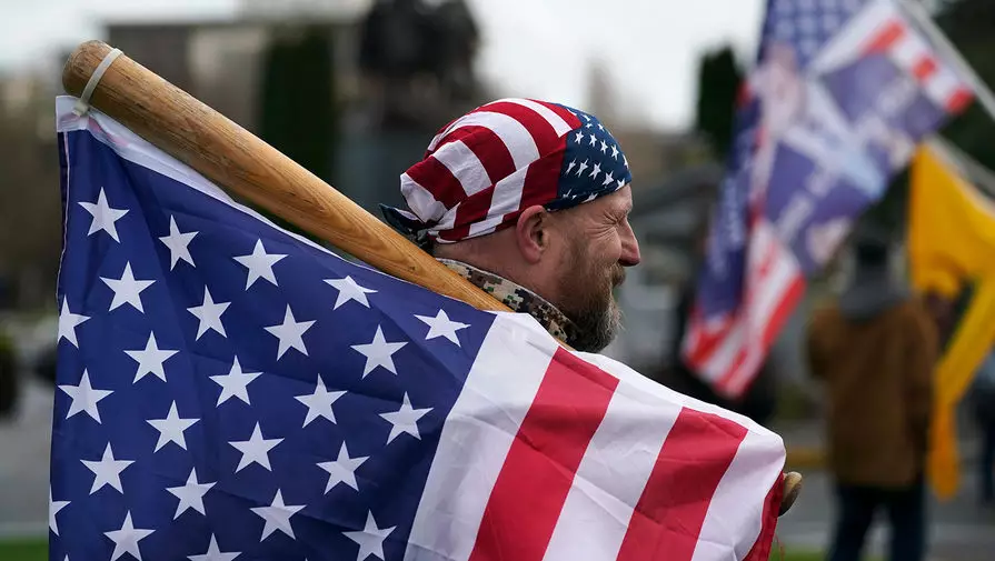 Milyonlarla amerikalı seçkidən əvvəl internetə çıxışını itirə bilər