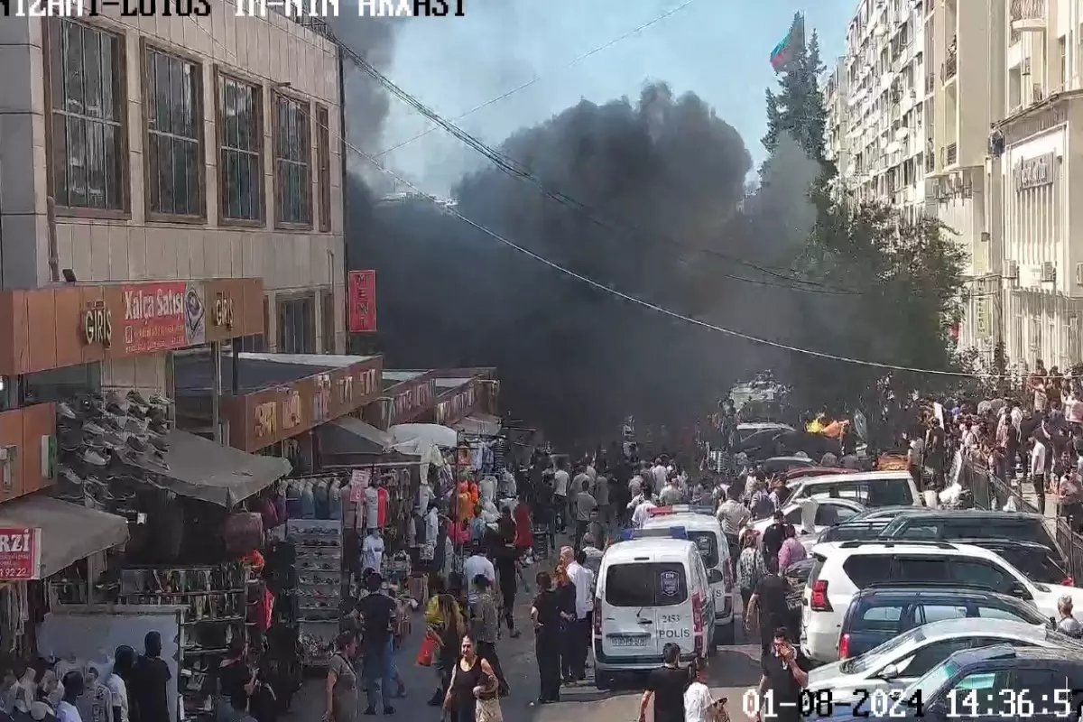 Bakıda ticarət mərkəzində baş verən yanğın söndürülüb - YENİLƏNİB-2