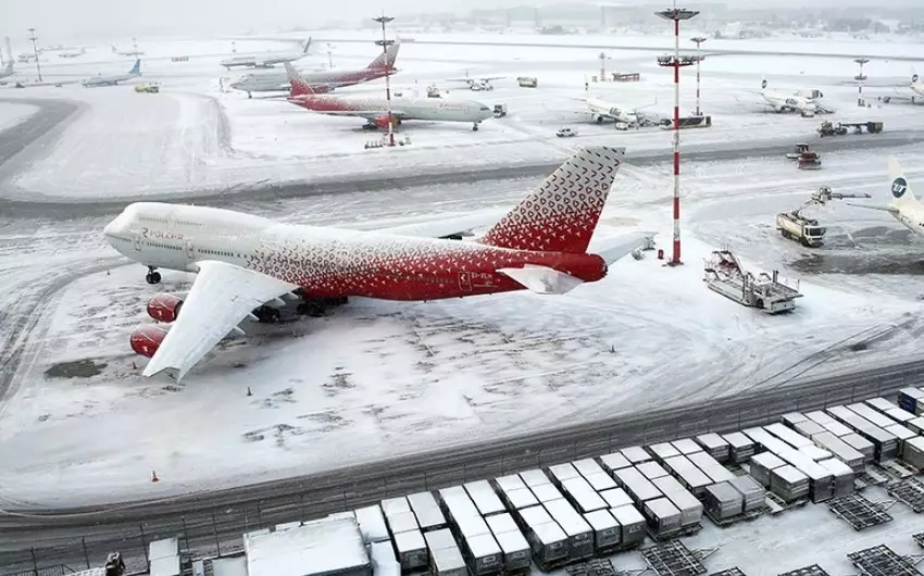 Moskva aeroportlarında 70-dən çox reys gecikib və ya təxirə salınıb