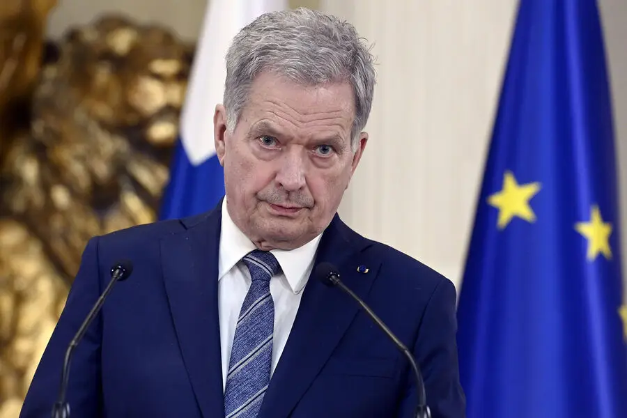 Finlandiyanın keçmiş prezidenti Putinlə NATO-ya üzvlüklə bağlı söhbətin təfərrüatlarını açıqladı