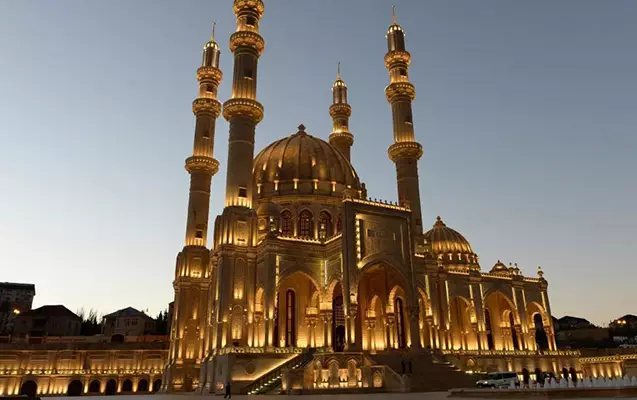 Azərbaycanda Ramazan bayramı qeyd olunur