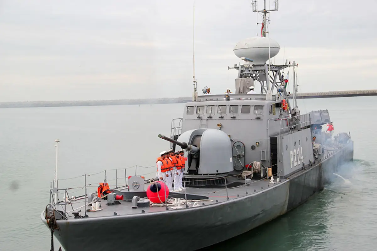 İran hərbi gəmiləri Bakı limanını tərk edib