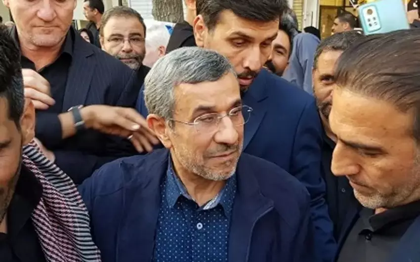 İranın keçmiş prezidenti Mahmud Əhmədenejata sui-qəsd cəhdi olub