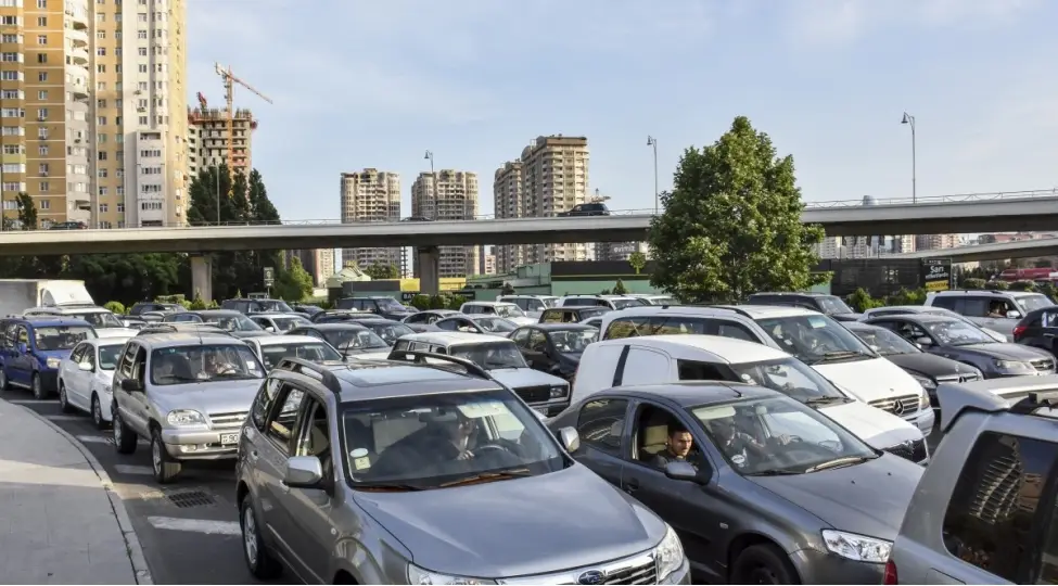 Bakıda bu yollarda sıxlıq var - SİYAHI