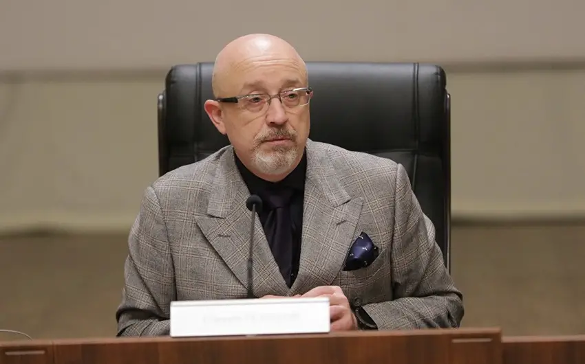 Ukraynanın müdafiə naziri Türkiyədən üzr istəyib