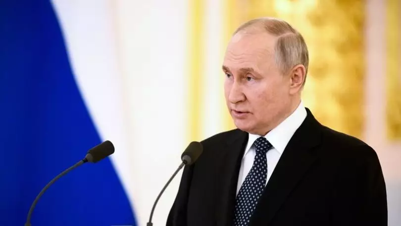 Putin "Vətənə  xəyanət"lə bağlı qanun imzalayıb