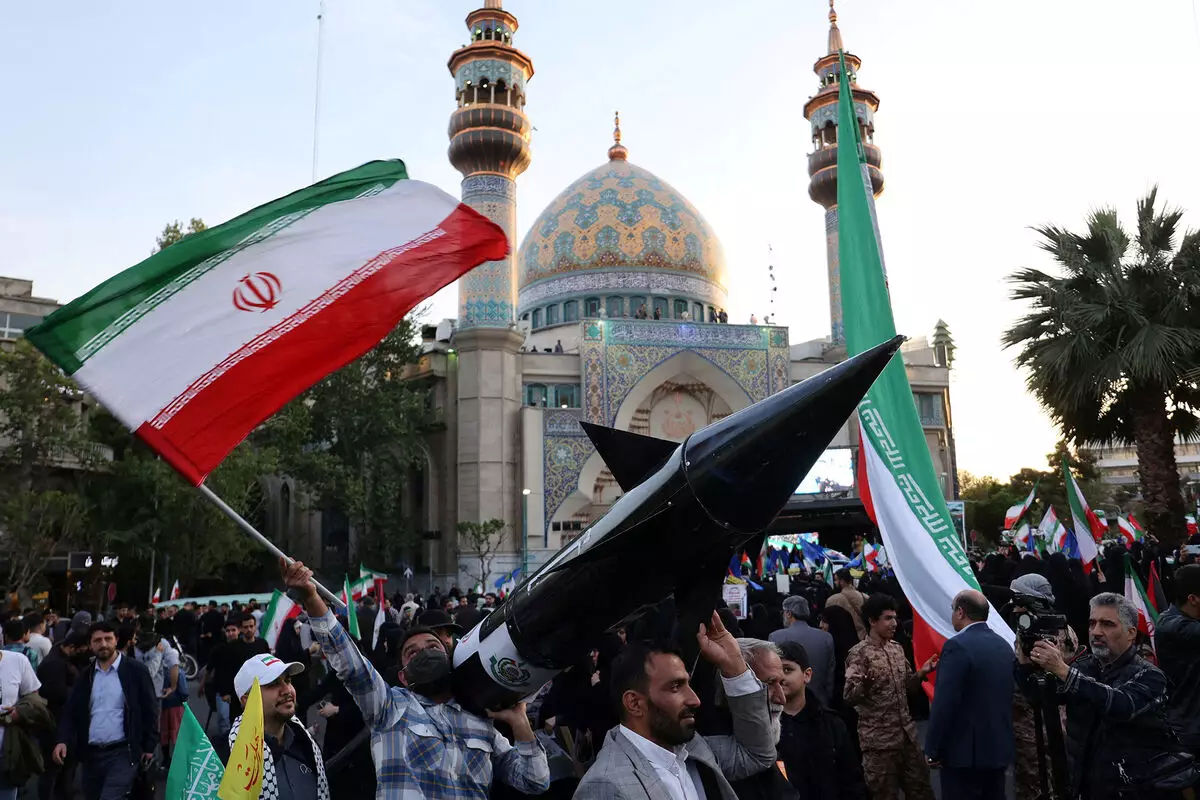 Aİ İrana qarşı yeni sanksiyalar tətbiq etməyə çağırır