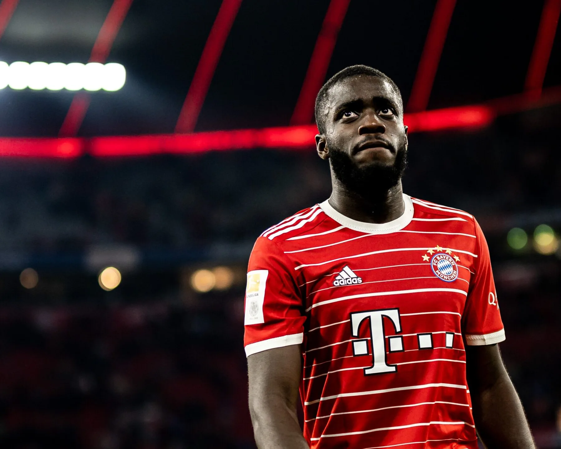 Upamekano "Bavariya" ilə yeni müqavilə imzalayacaq