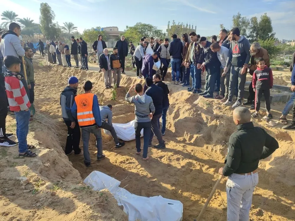 İsrail qaçqın düşərgələrini yenidən vurub