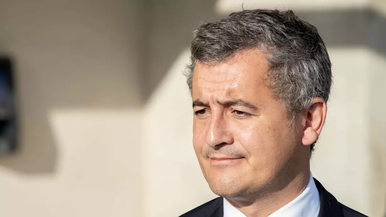 Makron daxili işlər nazirinin istefasını rədd edib