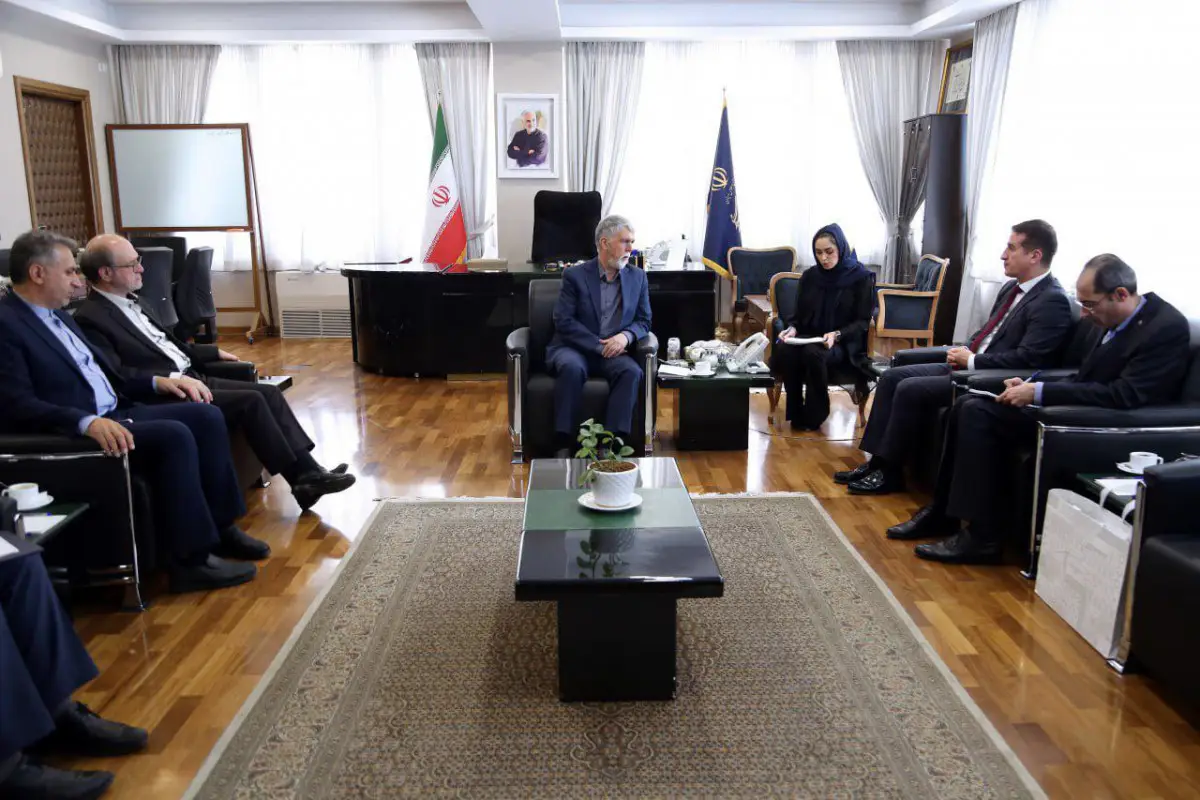 Azərbaycan səfiri İranın mədəniyyət və islami irşad naziri ilə görüşüb