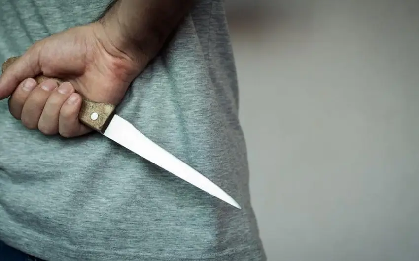 Şəmkirdə sərnişinlər bıçaqlanıb, onlara xəsarət yetirməkdə sürücü şübhəli bilinir