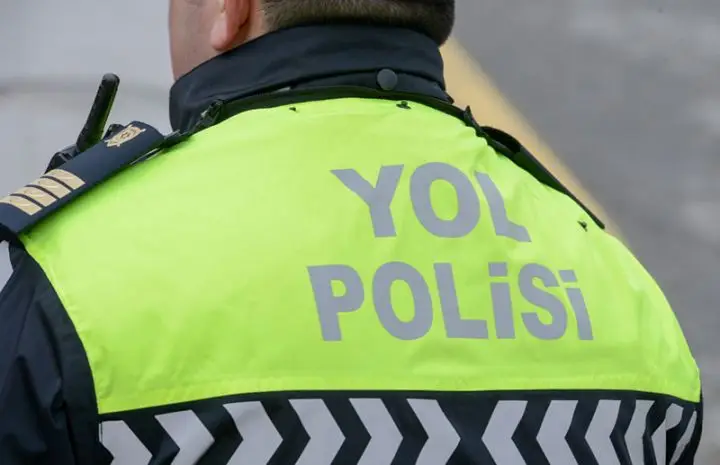 Yol polisi bayram günlərində səfərə hazırlaşan sürücülərə müraciət edib
