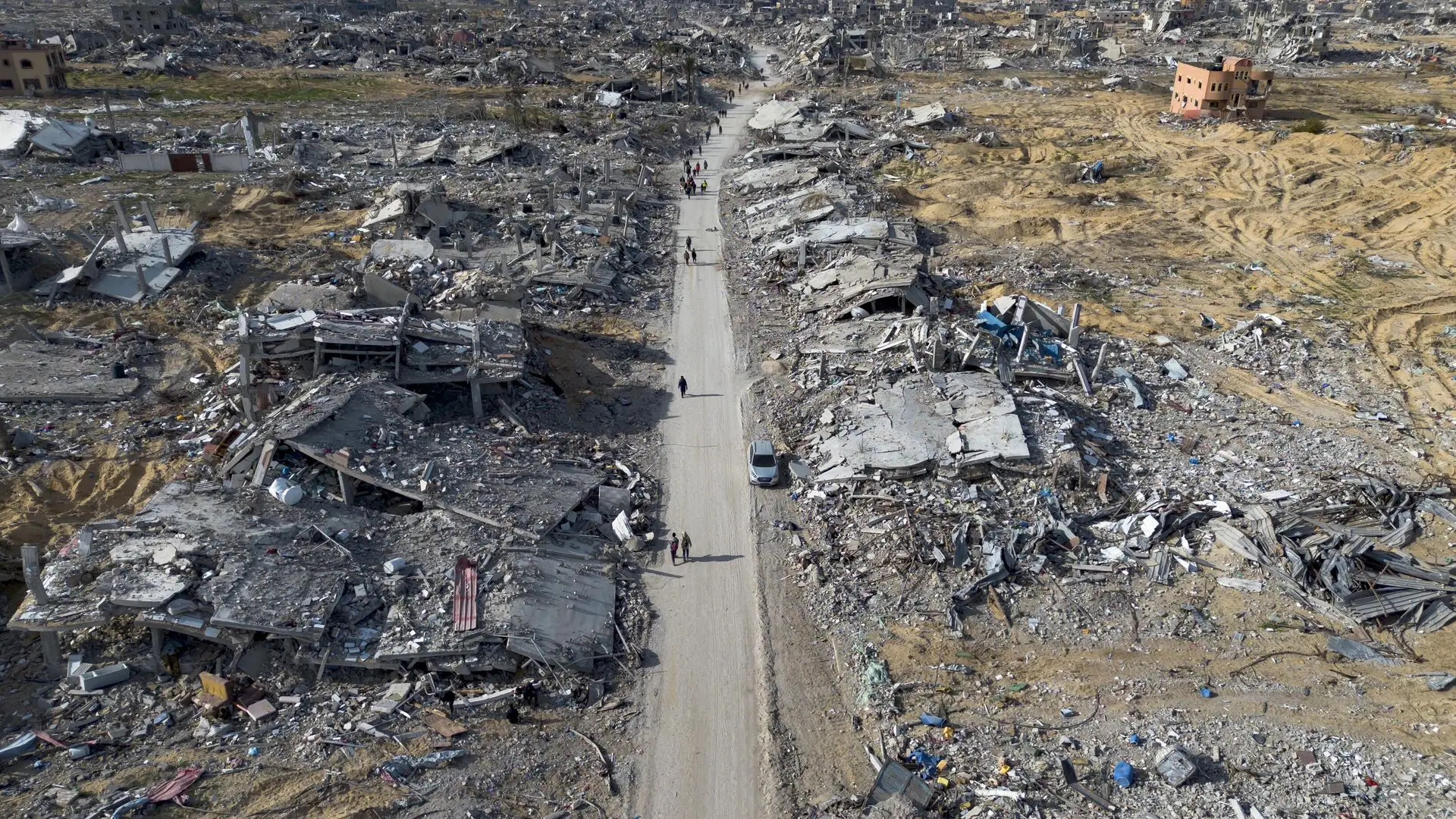 İsrailin Qəzzaya hücumlarında 40-dan çox şəxs ölüb