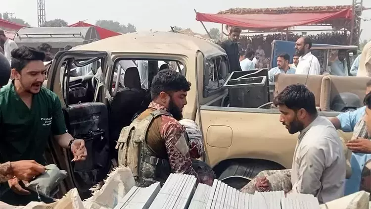 Pakistanda bombalı hücum: Ölən və yaralananlar var