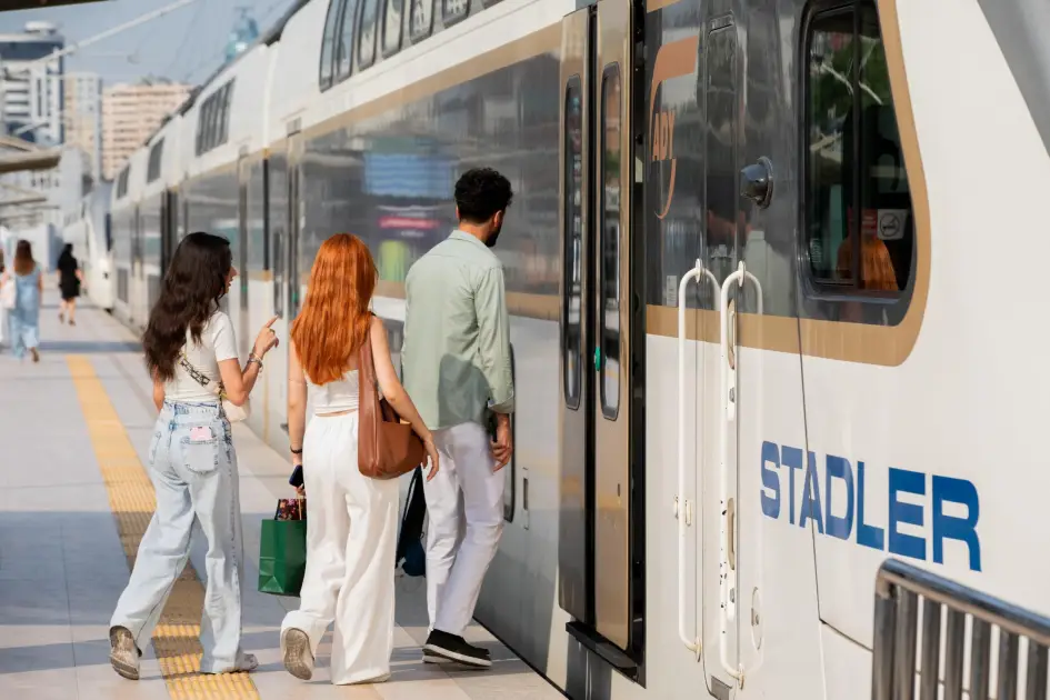 ADY qatarları yay qrafikinə keçir