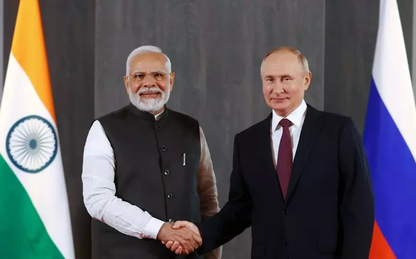 ​​​​​​​Hindistanın Baş naziri Putinlə ikitərəfli tərəfdaşlığı müzakirə edib