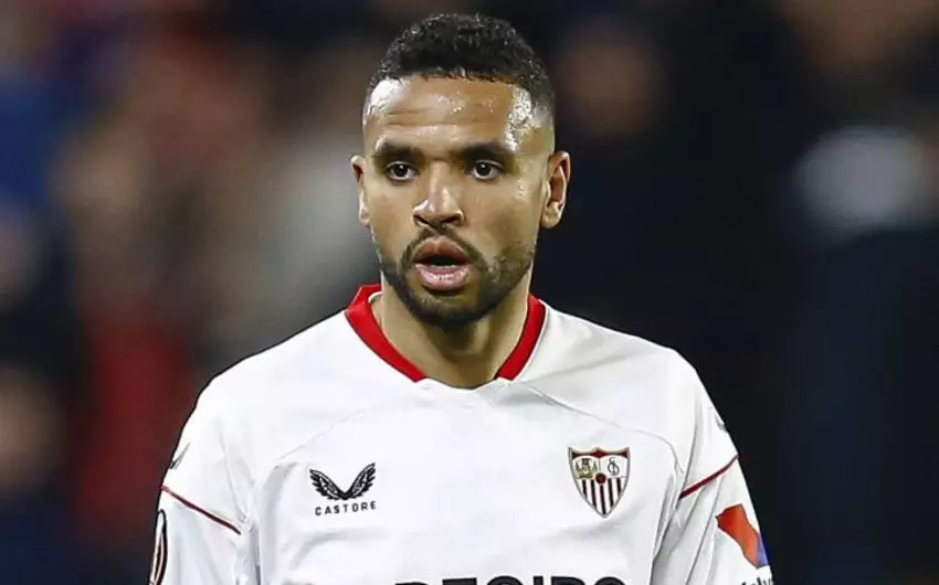 "Fənərbağça" klubu Yussef En-Neserini transfer edib