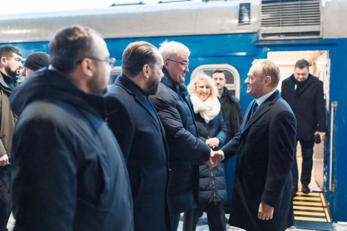 Donald Tusk Kiyevdədir