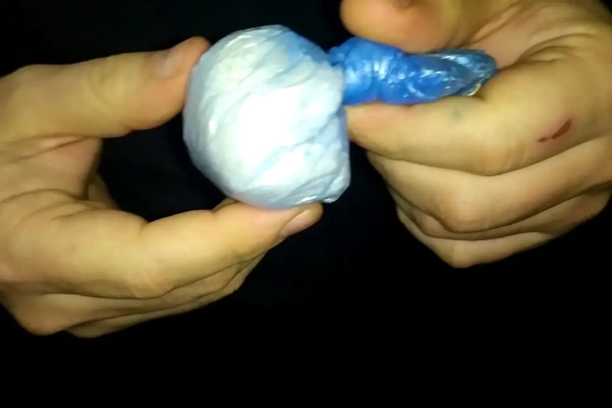 İran vətəndaşlarından narkotik alan şəxslər tutulub