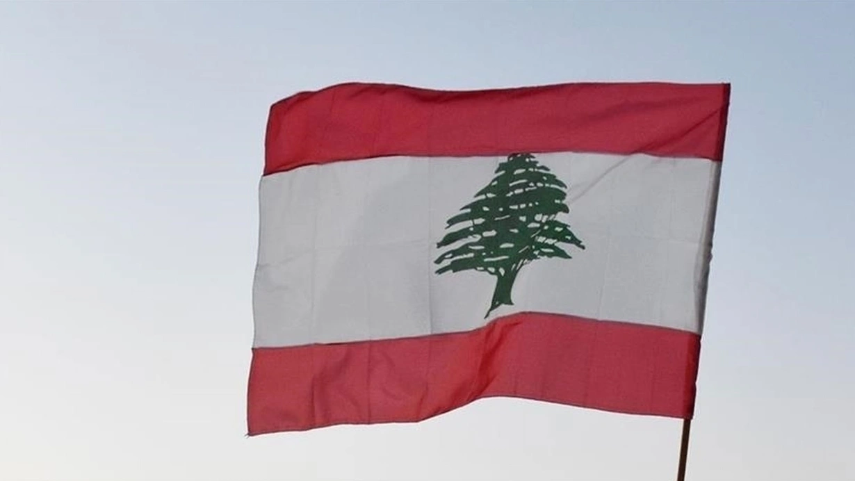 Livan İsrailin hücumları səbəbiylə 100 min insanın didərgin düşdüyünü bildirib