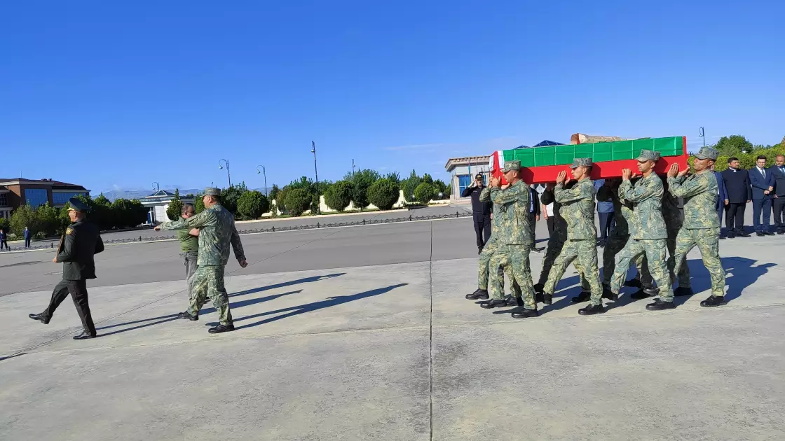 Şəhid Muxtar Məmmədovun nəşi Naxçıvana gətirilib