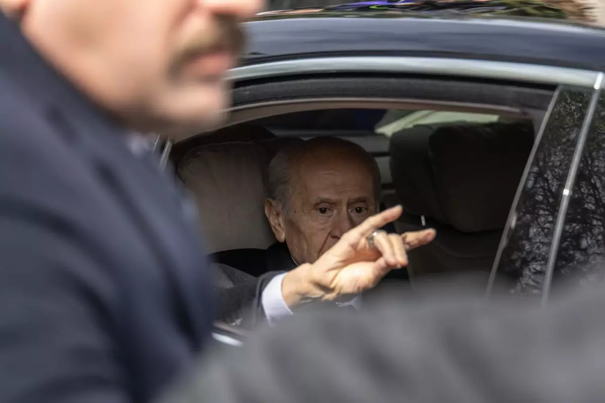 Dövlət Baxçalı iki aydan sonra ilk dəfə görüntülənib