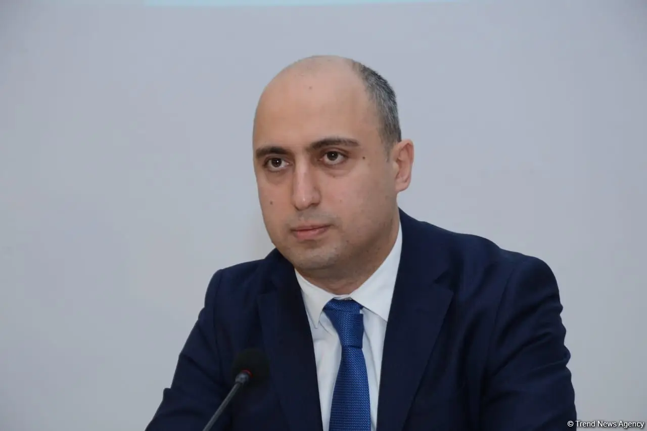 Nazir: Azərbaycan dili müəllimlərinin narazılıqları araşdırılacaq