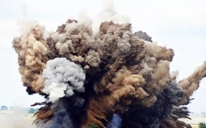 İranda neft emalı zavodunda partlayış olub