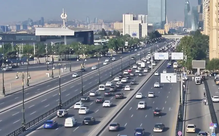 Bakının bəzi yollarında sıxlıq var