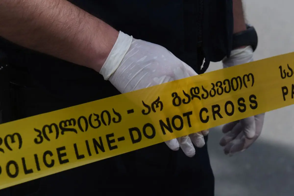 Tbilisidə bir ailənin üç üzvünün meyiti aşkarlanıb