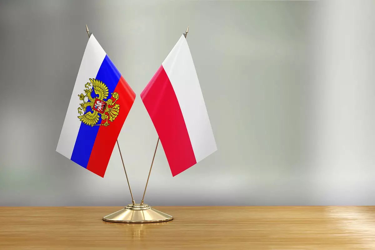 Polşa Rusiya sərhəddinə mina qoymağı təklif edir