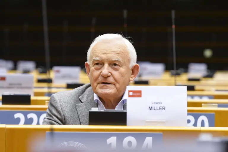 "Zelenski NATO ilə Rusiya arasında hərbi münaqişə yaratmaq istəyir"