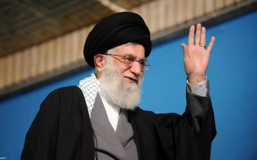 İran ali rəhbəri ABŞ ilə birbaşa hərbi qarşıdurmadan çəkinməyi əmr edib