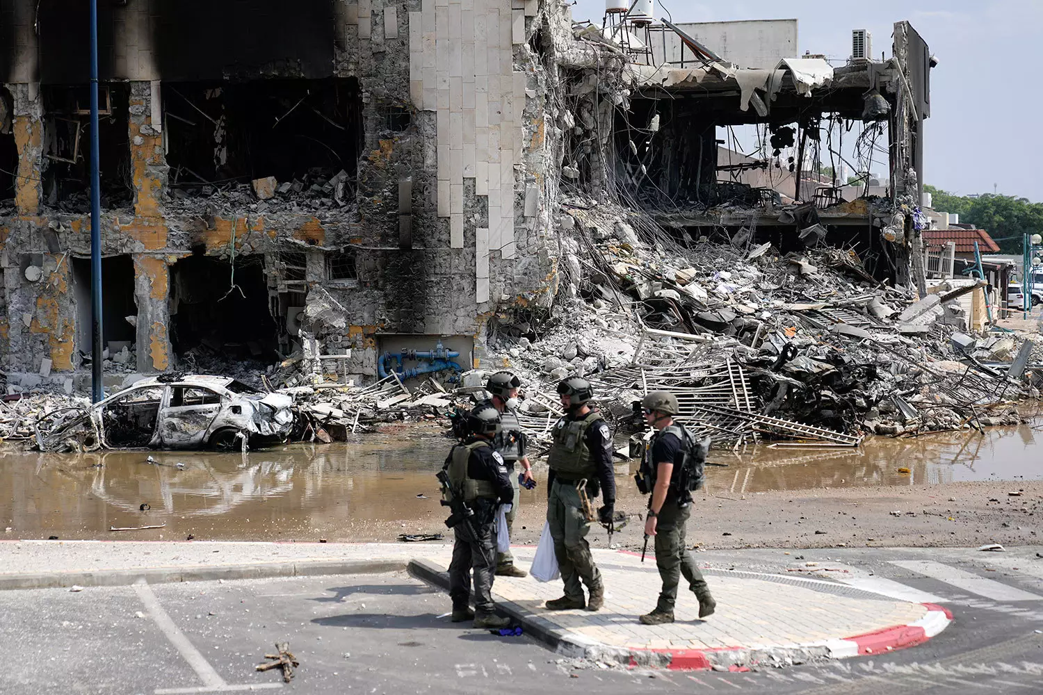 Qəzzada ölənlərin sayı 29 500-ü keçib