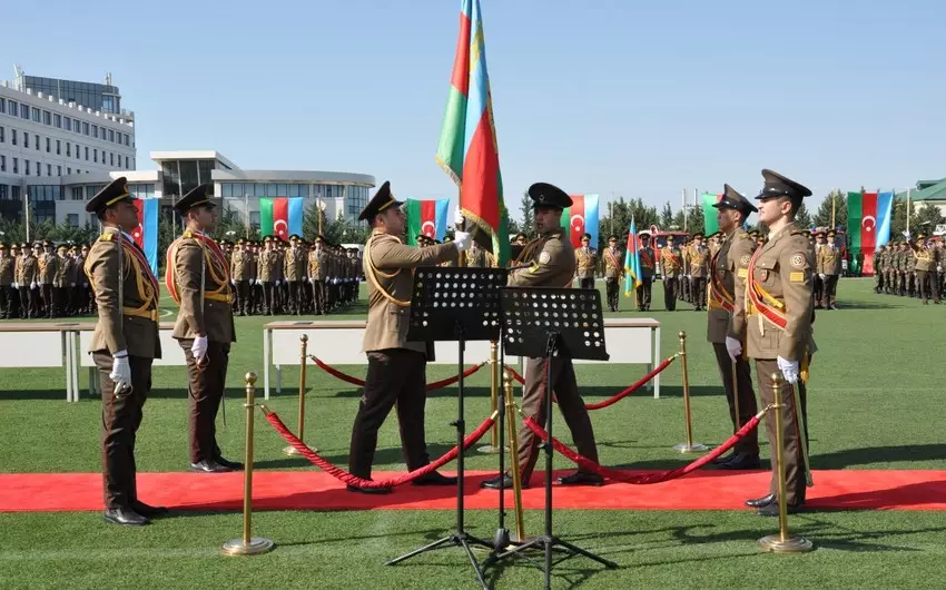 FHN-in Akademiyasında gənc kursantların andiçmə və buraxılış mərasimi olub