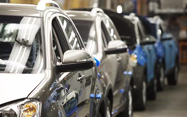Yaponiyanın Rusiyaya avtomobil tədarükü 44% azalıb